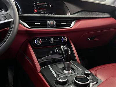 2019 Alfa Romeo Stelvio   - Photo 14 - Lennox, CA 90304