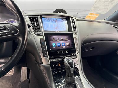 2017 INFINITI Q60 3.0t Premium   - Photo 11 - Lennox, CA 90304
