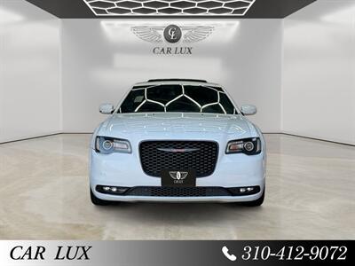 2022 Chrysler 300 Series S - Photo 8 - Lennox, CA 90304