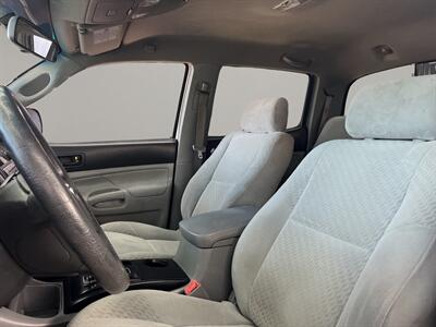 2011 Toyota Tacoma   - Photo 9 - Lennox, CA 90304