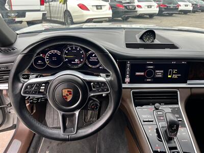 2018 Porsche Panamera 4 E-Hybrid Sport Tur   - Photo 16 - Lennox, CA 90304