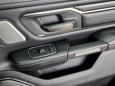 2019 RAM 1500 Limited   - Photo 24 - Lennox, CA 90304