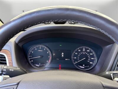 2015 Hyundai Genesis 3.8   - Photo 18 - Lennox, CA 90304