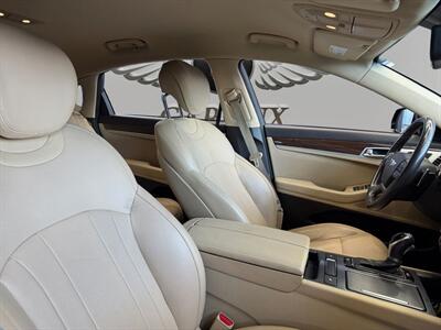 2015 Hyundai Genesis 3.8   - Photo 14 - Lennox, CA 90304