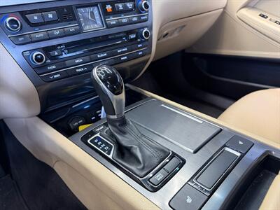 2015 Hyundai Genesis 3.8   - Photo 20 - Lennox, CA 90304