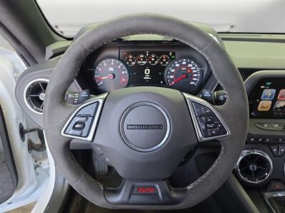 2018 Chevrolet Camaro SS 1SS   - Photo 12 - Lennox, CA 90304