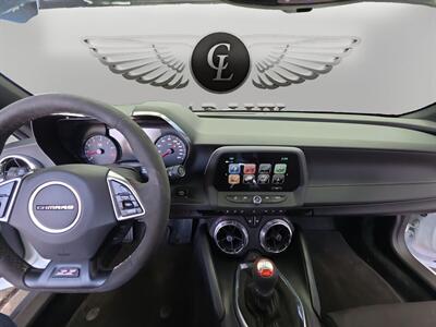 2018 Chevrolet Camaro SS 1SS   - Photo 11 - Lennox, CA 90304