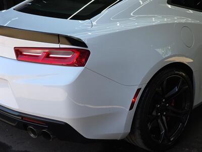 2018 Chevrolet Camaro SS 1SS   - Photo 29 - Lennox, CA 90304