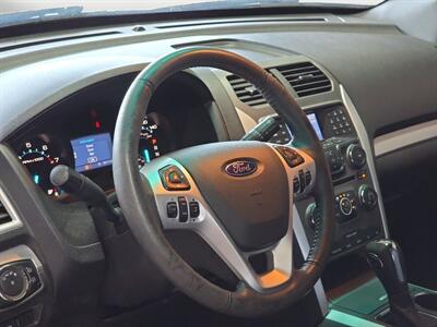 2012 Ford Explorer XLT   - Photo 10 - Lennox, CA 90304
