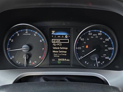 2018 Toyota RAV4 XLE   - Photo 11 - Lennox, CA 90304