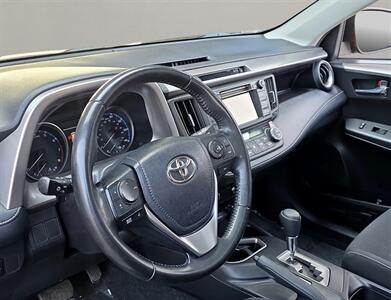 2018 Toyota RAV4 XLE   - Photo 13 - Lennox, CA 90304
