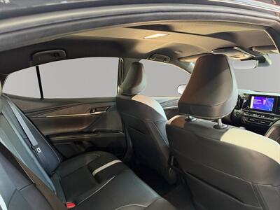 2025 Toyota Camry SE - Photo 25 - Lennox, CA 90304