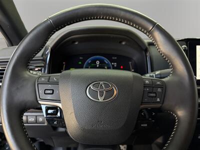 2025 Toyota Camry SE - Photo 19 - Lennox, CA 90304