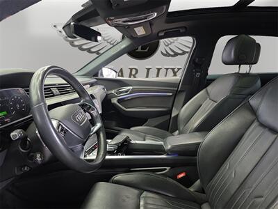 2019 Audi e-tron Prestige quattro   - Photo 9 - Lennox, CA 90304
