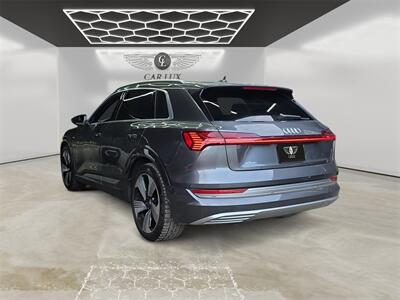 2019 Audi e-tron Prestige quattro   - Photo 3 - Lennox, CA 90304