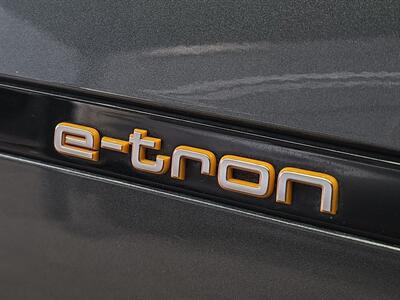 2019 Audi e-tron Prestige quattro   - Photo 22 - Lennox, CA 90304