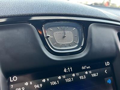 2019 Chrysler 300 Series S   - Photo 18 - Lennox, CA 90304