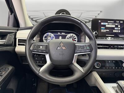 2024 Mitsubishi Outlander PHEV SEL - Photo 12 - Lennox, CA 90304