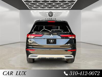 2024 Mitsubishi Outlander PHEV SEL - Photo 4 - Lennox, CA 90304