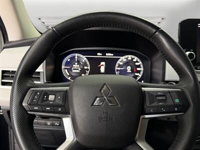 2024 Mitsubishi Outlander PHEV SEL - Photo 19 - Lennox, CA 90304