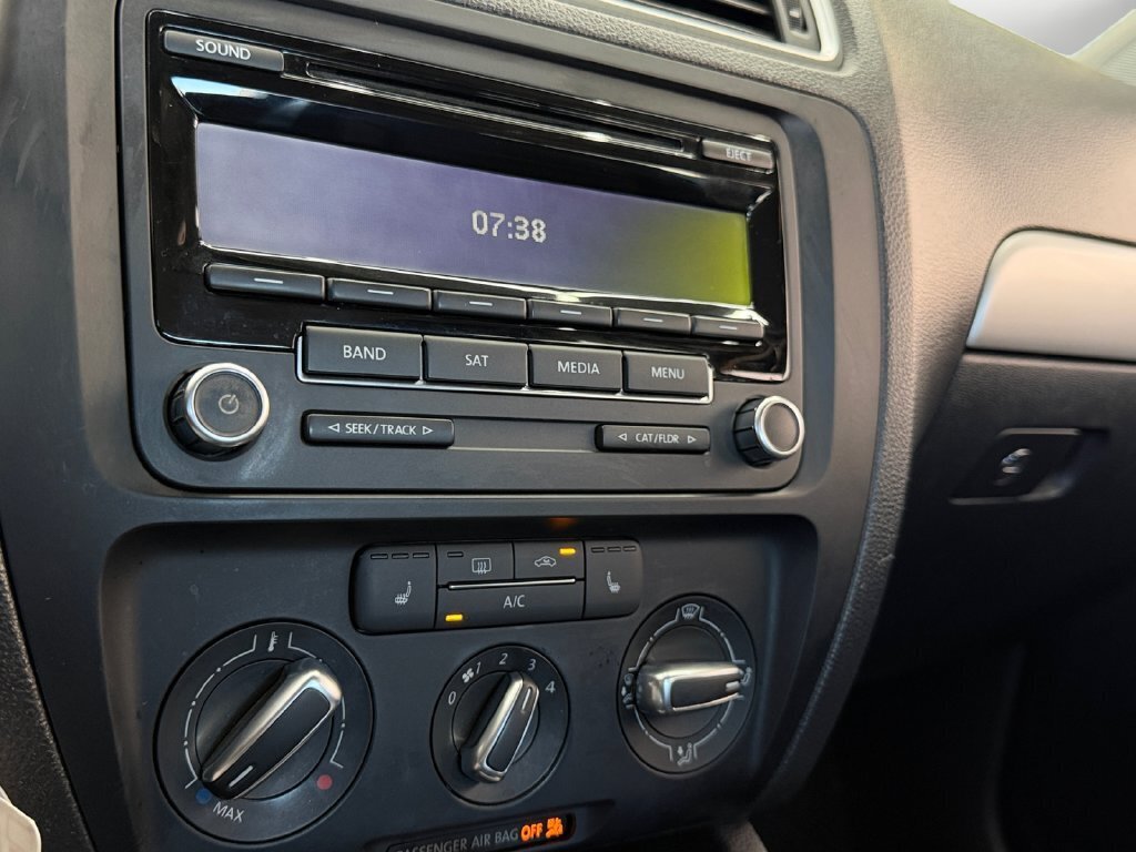 2014 Volkswagen Jetta 1.8T SE - Photo 20 - Lennox, CA 90304