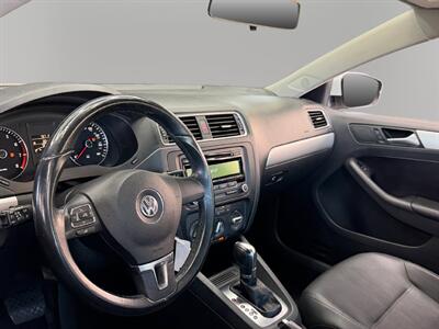 2014 Volkswagen Jetta 1.8T SE - Photo 15 - Lennox, CA 90304
