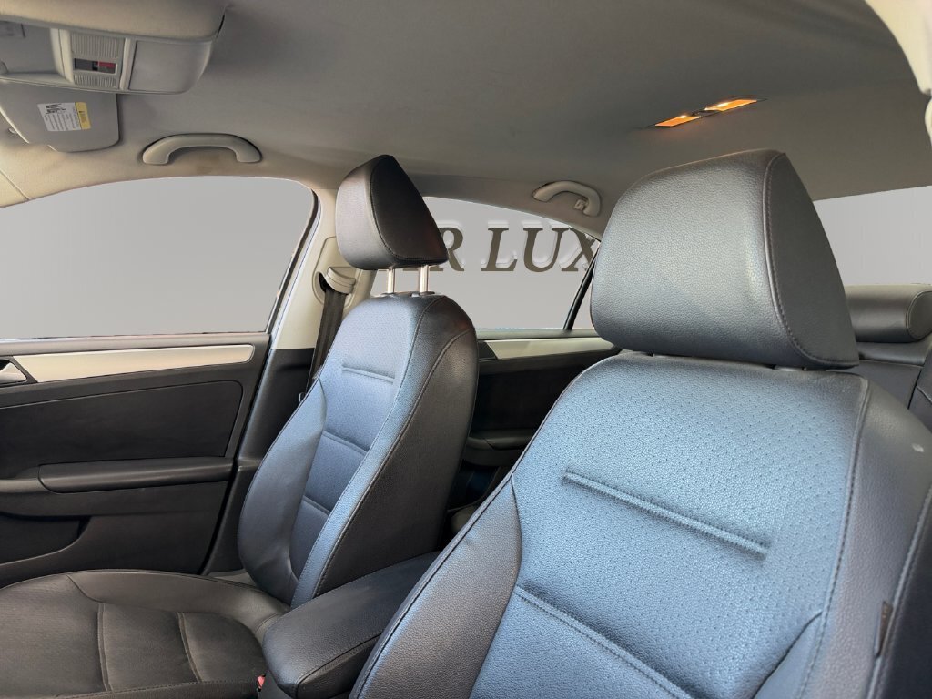 2014 Volkswagen Jetta 1.8T SE - Photo 9 - Lennox, CA 90304