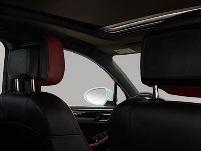 2020 Porsche Macan   - Photo 28 - Lennox, CA 90304