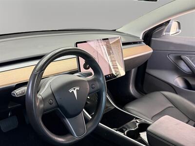 2019 Tesla Model 3 Standard Range Plus   - Photo 15 - Lennox, CA 90304