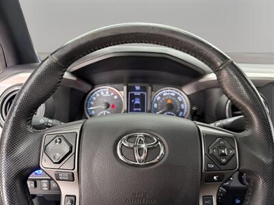 2018 Toyota Tacoma Limited V6 - Photo 18 - Lennox, CA 90304