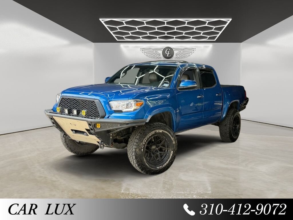 2018 Toyota Tacoma Limited V6   - Photo 1 - Lennox, CA 90304