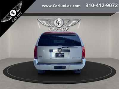 2012 Cadillac Escalade Luxury   - Photo 6 - Lennox, CA 90304