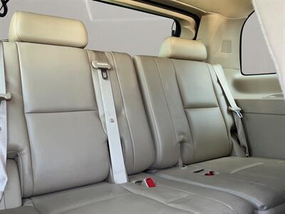 2012 Cadillac Escalade Luxury   - Photo 18 - Lennox, CA 90304