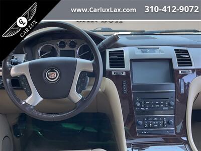 2012 Cadillac Escalade Luxury   - Photo 14 - Lennox, CA 90304