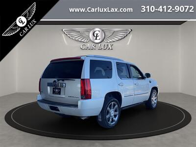 2012 Cadillac Escalade Luxury   - Photo 7 - Lennox, CA 90304