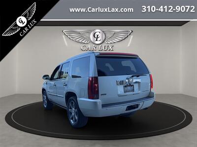 2012 Cadillac Escalade Luxury   - Photo 5 - Lennox, CA 90304