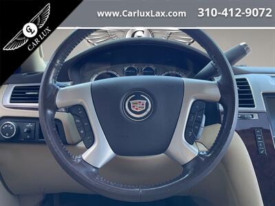 2012 Cadillac Escalade Luxury   - Photo 11 - Lennox, CA 90304