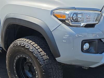 2019 Toyota Tacoma TRD Off-Road V6 - Photo 24 - Lennox, CA 90304