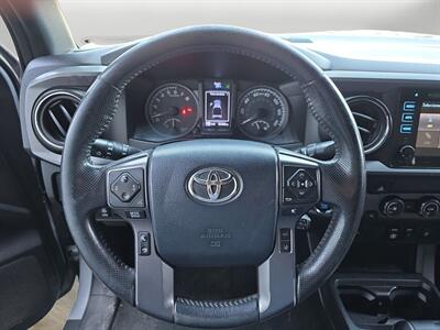 2019 Toyota Tacoma TRD Off-Road V6 - Photo 12 - Lennox, CA 90304