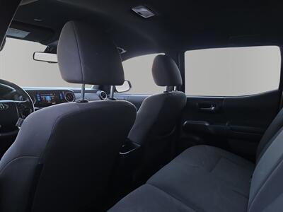 2019 Toyota Tacoma TRD Off-Road V6 - Photo 14 - Lennox, CA 90304