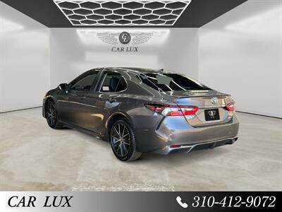 2021 Toyota Camry SE - Photo 3 - Lennox, CA 90304
