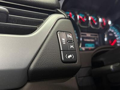 2018 Chevrolet Suburban LT   - Photo 18 - Lennox, CA 90304