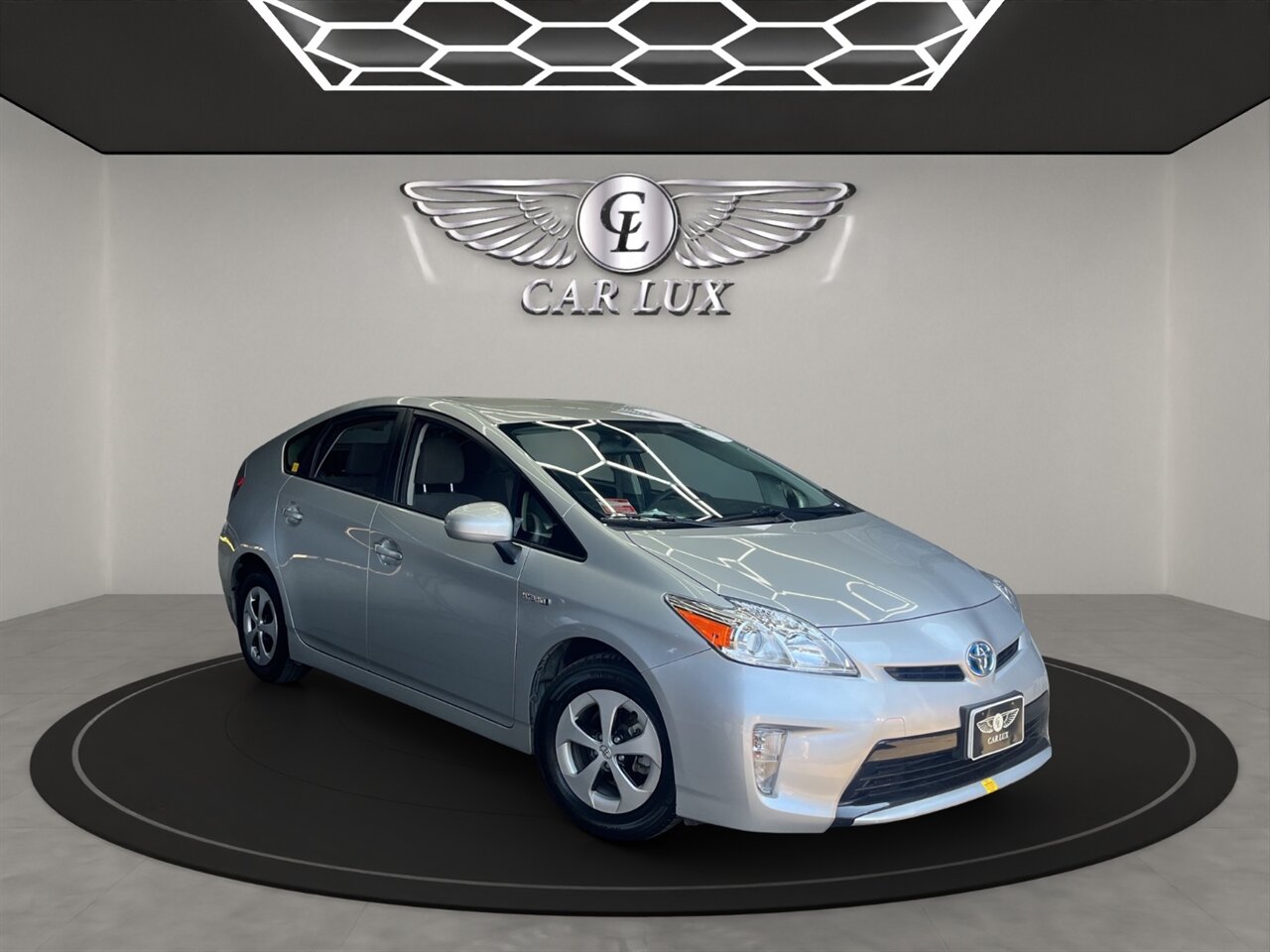 2015 Toyota Prius Two - Photo 1 - Lennox, CA 90304