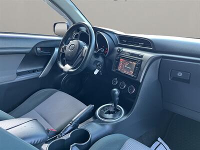 2014 Scion tC   - Photo 18 - Lennox, CA 90304