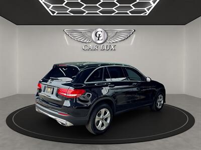 2018 Mercedes-Benz GLC GLC 300   - Photo 7 - Lennox, CA 90304