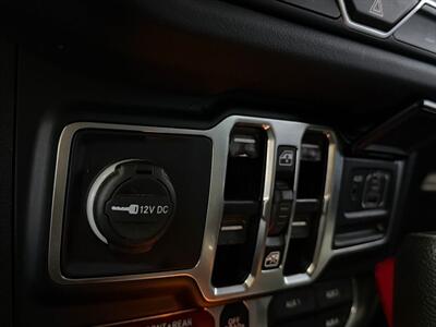2024 Jeep Wrangler Rubicon 4xe - Photo 22 - Lennox, CA 90304