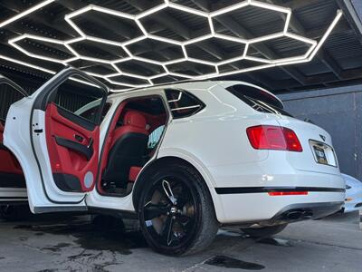 2020 Bentley Bentayga V8 - Photo 34 - Lennox, CA 90304