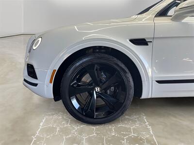 2020 Bentley Bentayga V8 - Photo 14 - Lennox, CA 90304