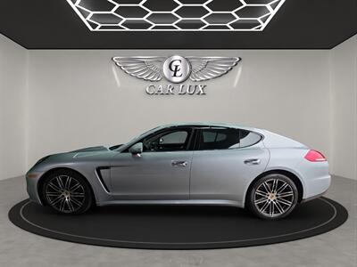 2016 Porsche Panamera 4   - Photo 4 - Lennox, CA 90304