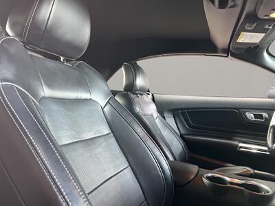 2019 Ford Mustang EcoBoost Premium   - Photo 16 - Lennox, CA 90304